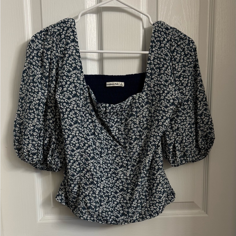 Abercrombie & Fitch Navy Floral Blouse